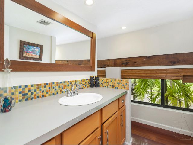 Home for sale at 1412 Lake Avenue - photo 6760548