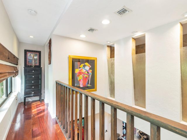 Home for sale at 1412 Lake Avenue - photo 6760551