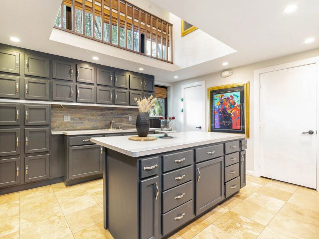 Home for sale at 1412 Lake Avenue - photo 6760552