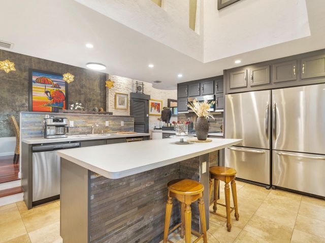 Home for sale at 1412 Lake Avenue - photo 6760553