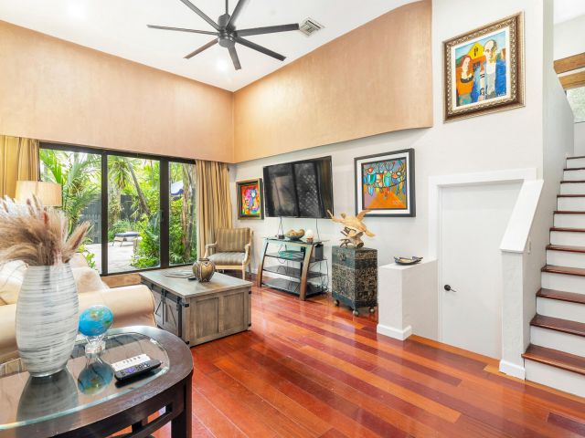 Home for sale at 1412 Lake Avenue - photo 6760557