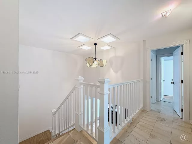 3-bedroom home for sale in Key Biscayne -  - MondialRealty