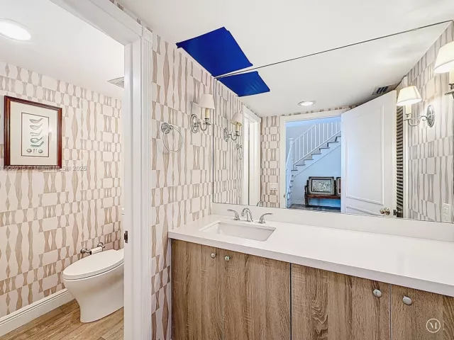 3-bedroom home for sale in Key Biscayne -  - MondialRealty