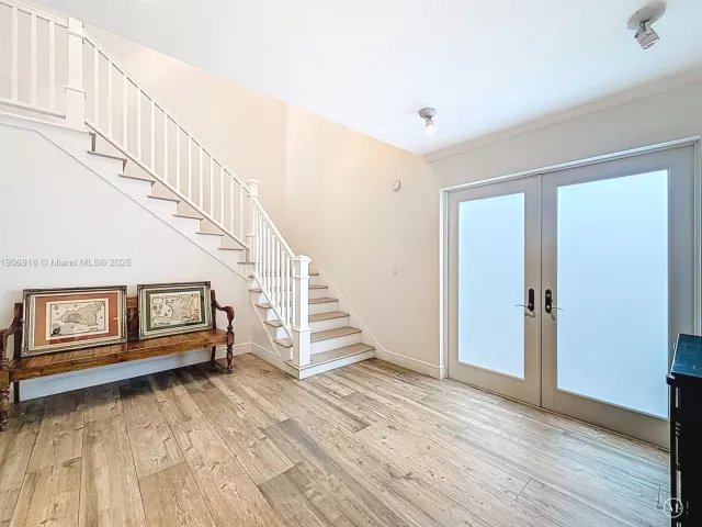 3-bedroom home for sale in Key Biscayne -  - MondialRealty