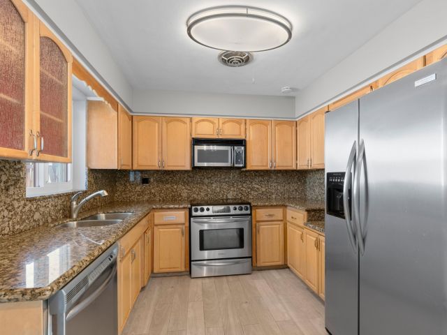 Home for sale at 2611 NE 16th Street - photo 6750605