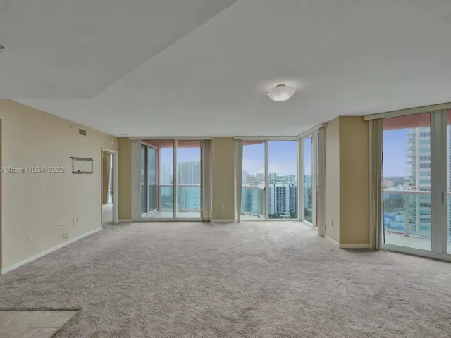 Apartment for sale  Unit #2114 - photo 6741985