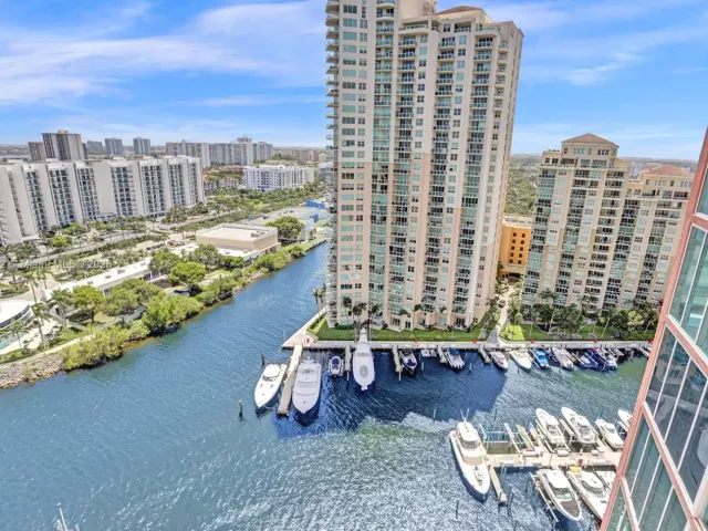 Apartment for sale  Unit #2114 - photo 6741991