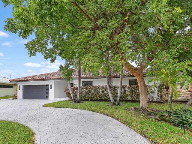 Home for sale at 1250 NE 27th Terrace - photo 6775775