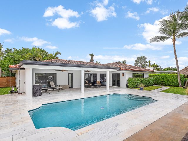 Home for sale at 1250 NE 27th Terrace - photo 6775784