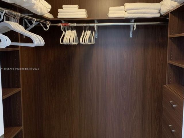 Apartment for rent  Unit #3607 - photo 6738962