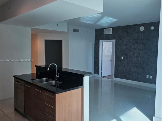 Apartment for sale  Unit #908 - photo 6743312