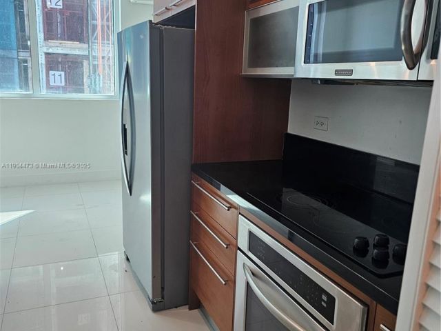 Apartment for sale  Unit #908 - photo 6743318