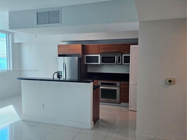 Apartment for sale  Unit #908 - photo 6743321