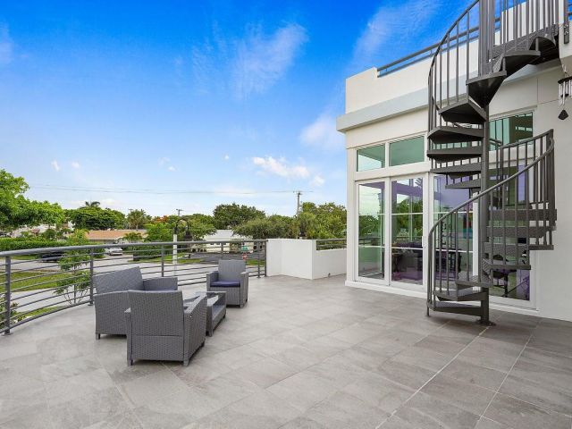 Home for sale at 226 Palm Court - photo 6737345