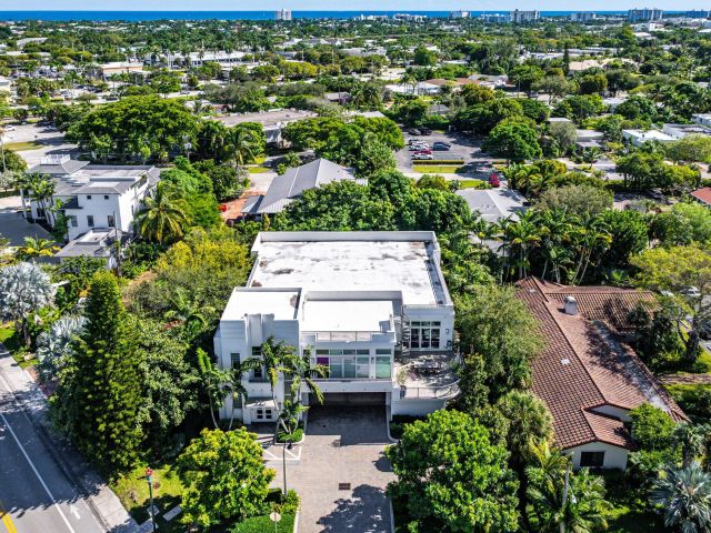 Home for sale at 226 Palm Court - photo 6737350