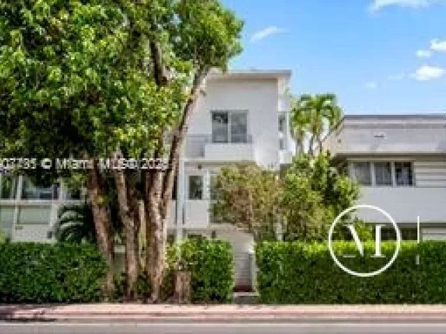 2-bedroom home for sale in Miami Beach - 1600 Michigan Ave 7 - MondialRealty