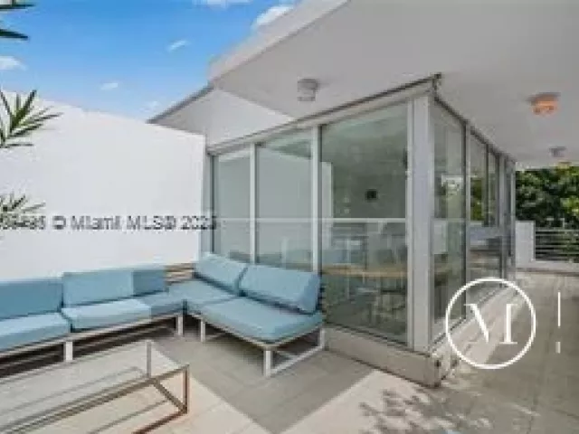 2-bedroom home for sale in Miami Beach - 1600 Michigan Ave 7 - MondialRealty