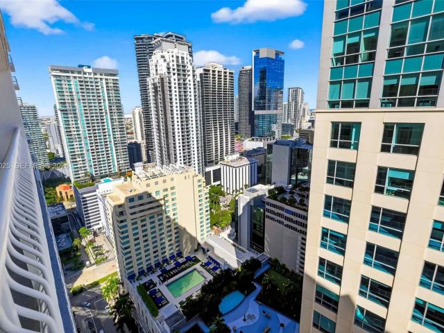 Apartment for sale  Unit #3914 - photo 6767926