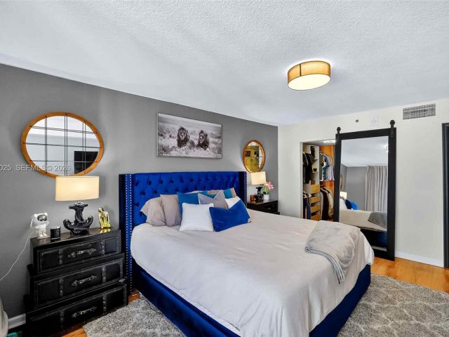 Apartment for sale  Unit #3914 - photo 6767934