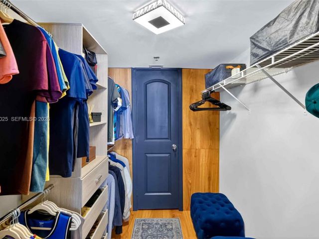 Apartment for sale  Unit #3914 - photo 6767937