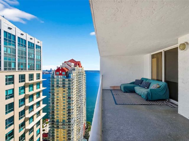 Apartment for rent  Unit #3914 - photo 6738597