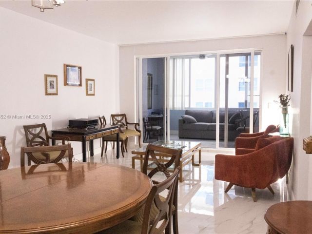 Apartment for sale  Unit #1523 - photo 7430585