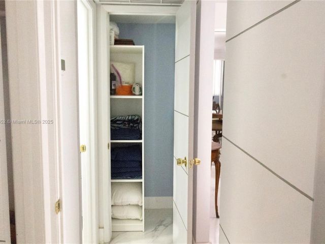 Apartment for sale  Unit #1523 - photo 7430590