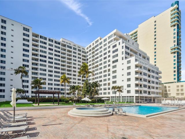 Apartment for sale  Unit #1523 - photo 7430595