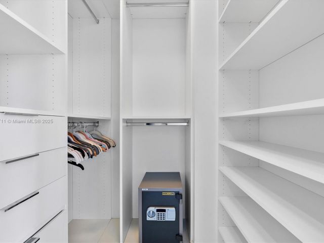 Apartment for rent  Unit #504 - photo 6782029