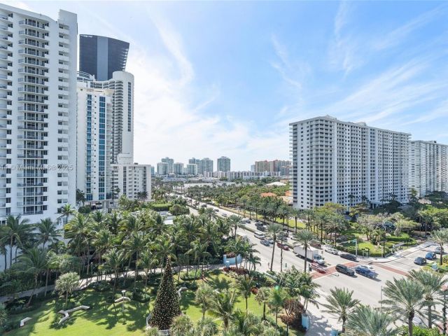 Apartment for rent  Unit #504 - photo 6782036