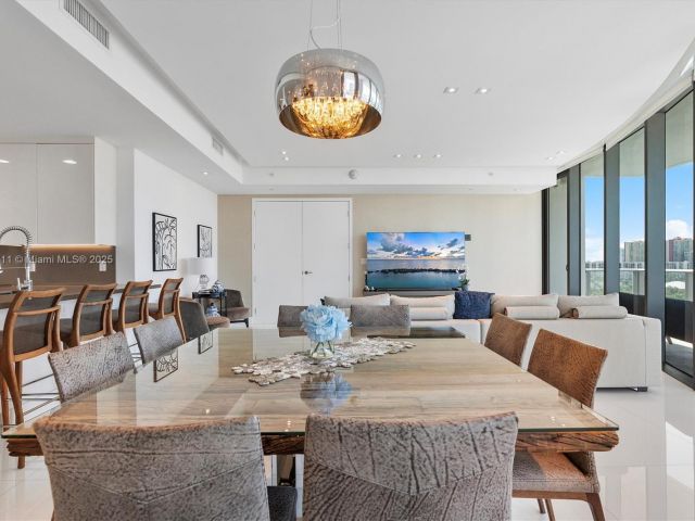 Apartment for rent  Unit #504 - photo 6782044