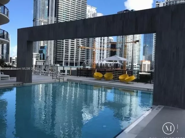 1-bedroom condo for rent in Miami - 55 SW 9th St 2510 - MondialRealty