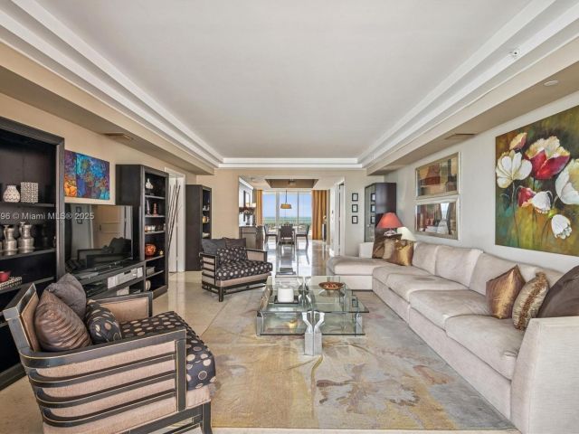 Apartment for sale  Unit #1005 - photo 6739986