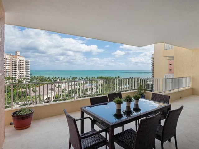 Apartment for sale  Unit #1005 - photo 6739989