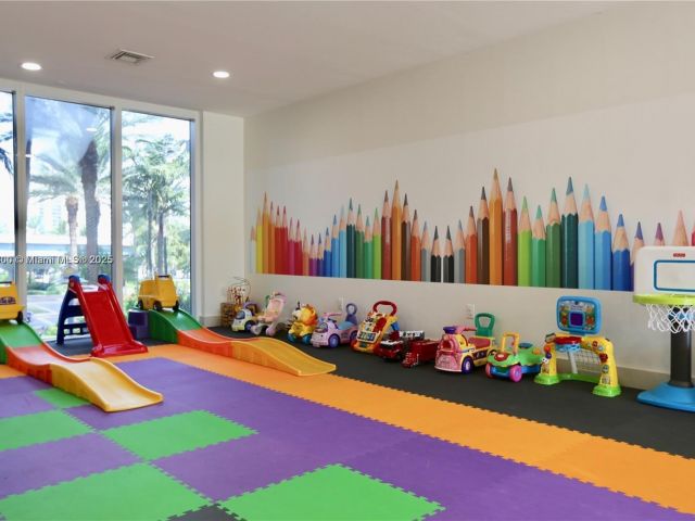 Apartment for sale  Unit #607 - photo 6740996