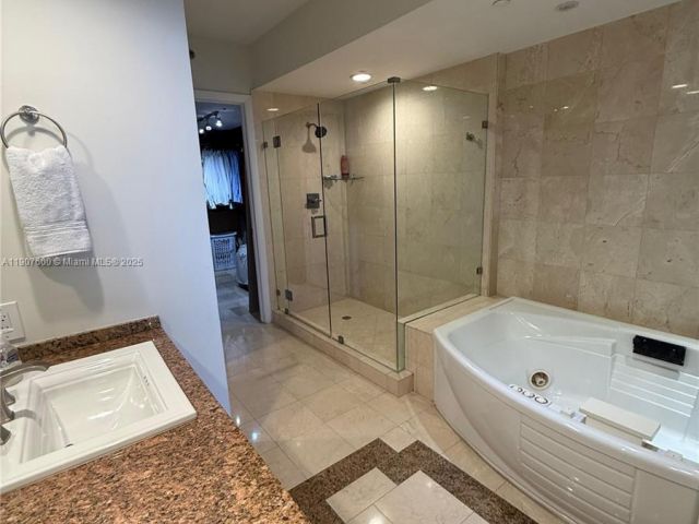 Apartment for sale  Unit #607 - photo 6833949