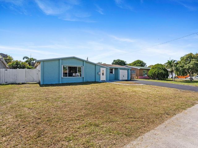 Home for sale at 6560 Hayes Street - photo 6750354