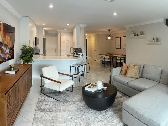 Home for rent at 16207 Sierra Palms Drive - photo 6742721