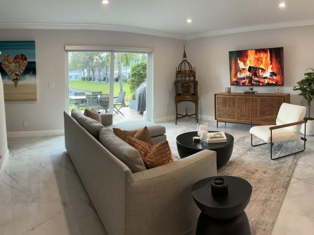 Home for rent at 16207 Sierra Palms Drive - photo 6742723