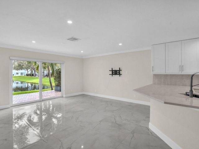 Home for rent at 16207 Sierra Palms Drive - photo 6742724