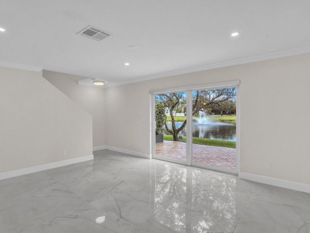 Home for rent at 16207 Sierra Palms Drive - photo 6742727