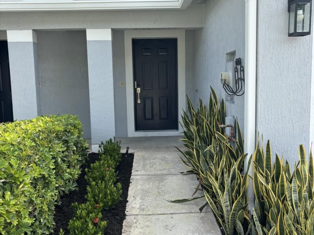 Home for rent at 16207 Sierra Palms Drive - photo 6742730