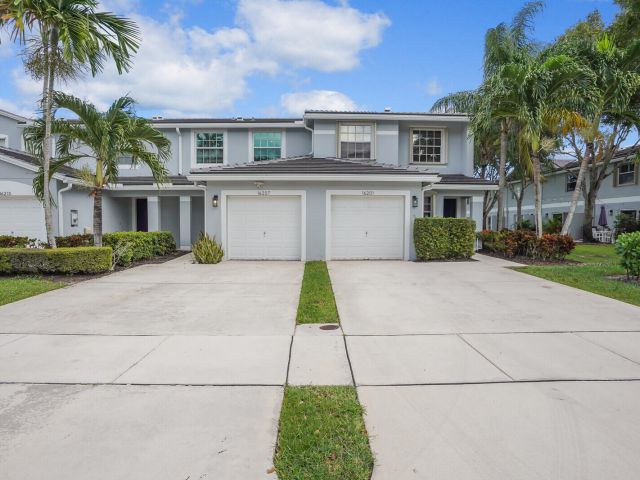 Home for rent at 16207 Sierra Palms Drive - photo 6742732