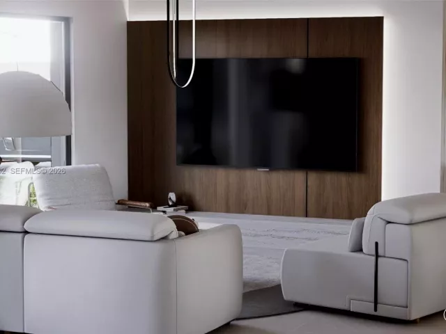 3-bedroom home for sale in Biscayne Park - 950 NE 113th St - MondialRealty