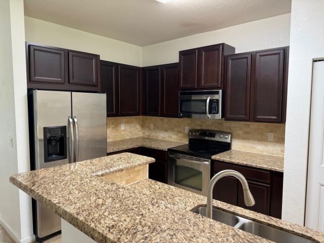 Home for rent at 9333 Silent Oak Circle - photo 6742758