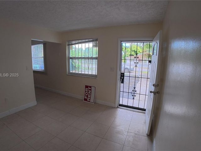 Home for rent at 15812 NW 39th Ct 15812 - photo 7448955