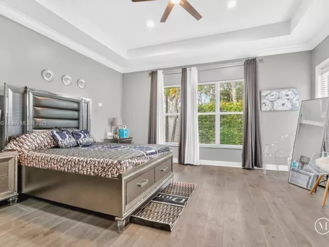 4-bedroom home for rent in West Palm Beach - 6313 Paradise Cv - MondialRealty