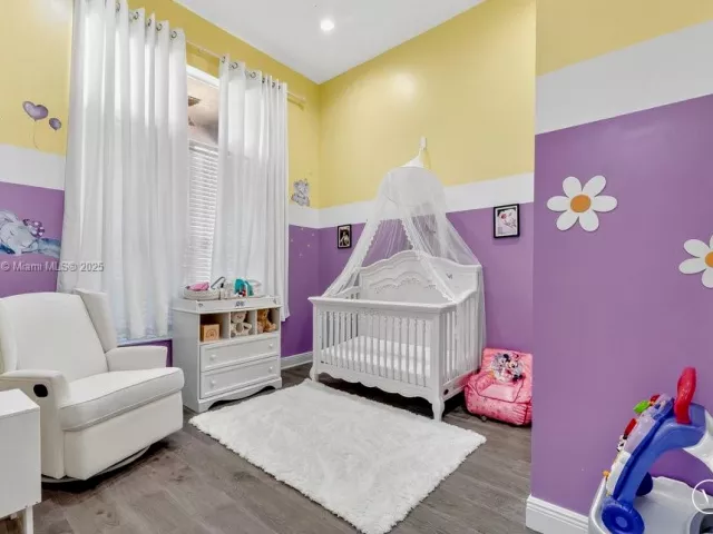 4-bedroom home for rent in West Palm Beach - 6313 Paradise Cv - MondialRealty