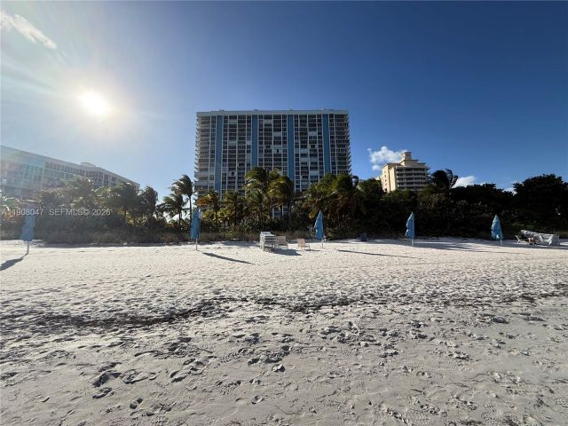 Apartment for rent  Unit #22E - photo 7171183