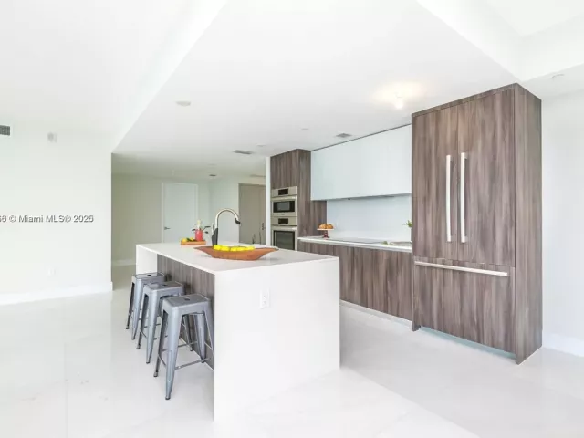 Apartment for rent  Unit #1815 - photo 6752103